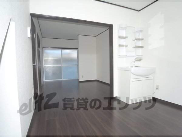 Living and room