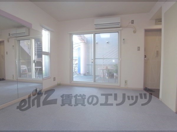 Living and room
