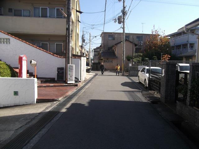 Local photos, including front road. It is before the road