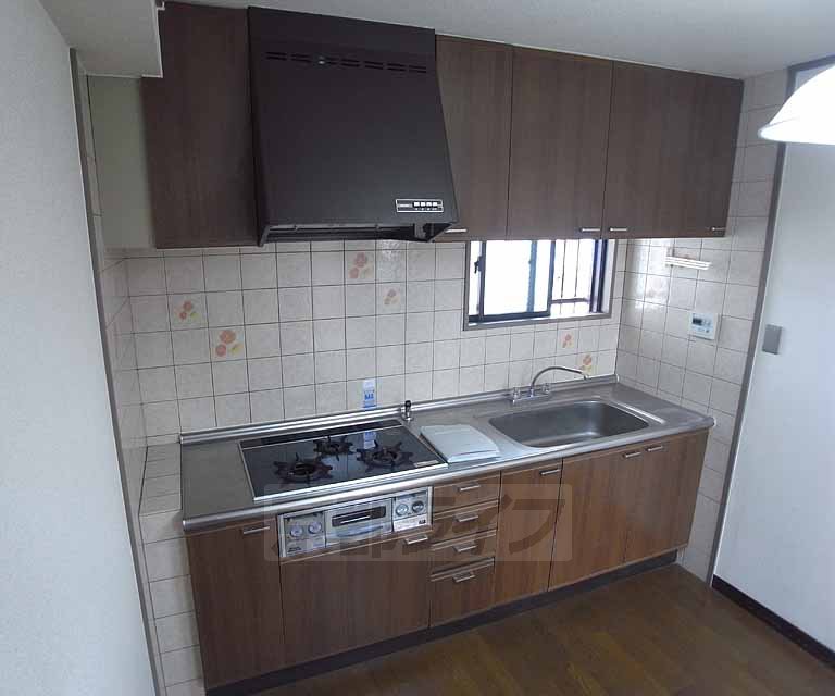 Kitchen. It contains good kitchen