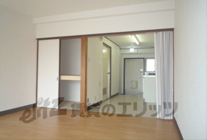 Living and room