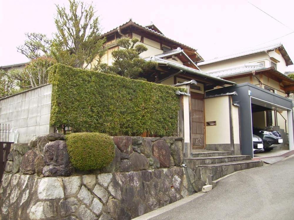 Local appearance photo. Appearance (April 2013) Shooting