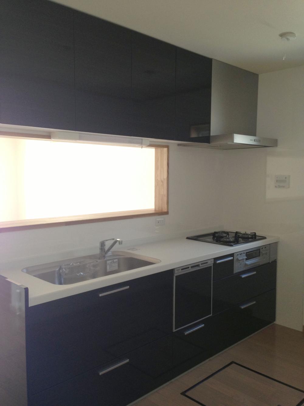 Kitchen. Same specifications photo (kitchen)