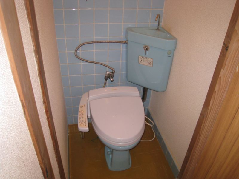 Toilet. bus ・ It is another toilet ☆