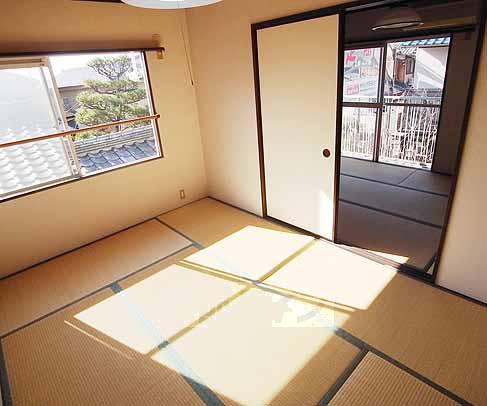 Living and room
