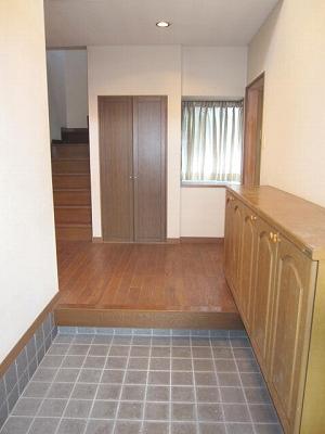 Entrance. Atrium bright entrance