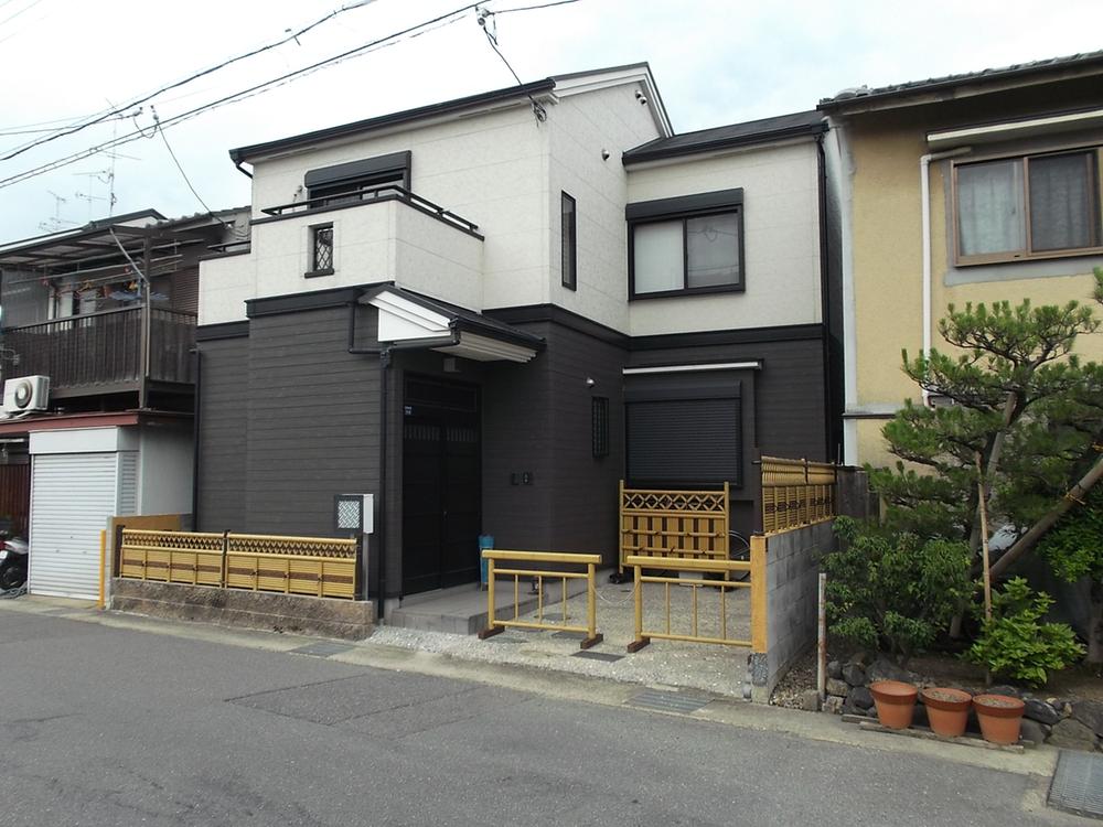 Local appearance photo. Local (June 2013) Shooting