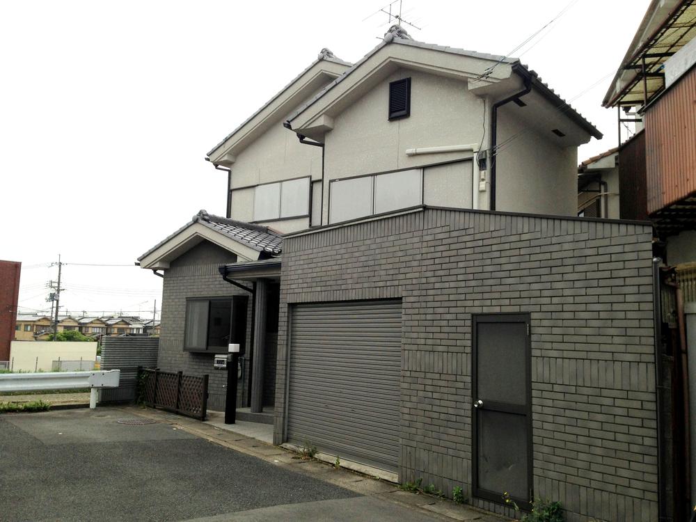 Local appearance photo