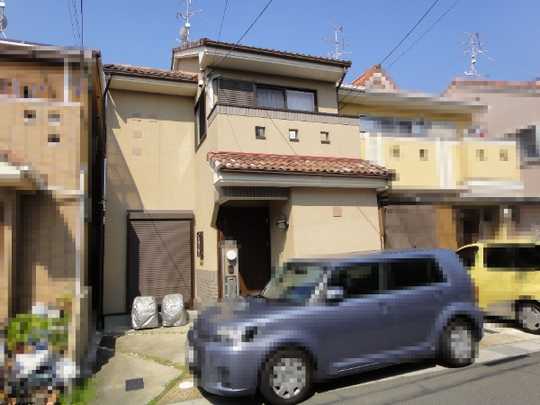 Local appearance photo. The Property