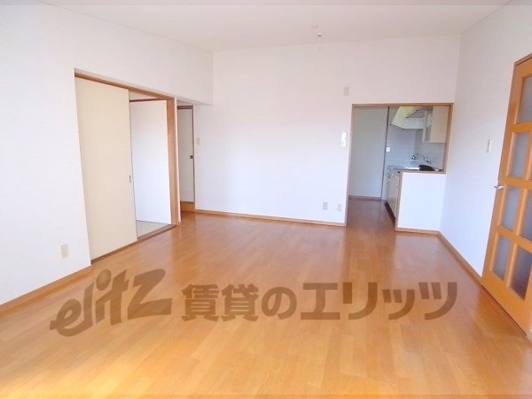 Living and room