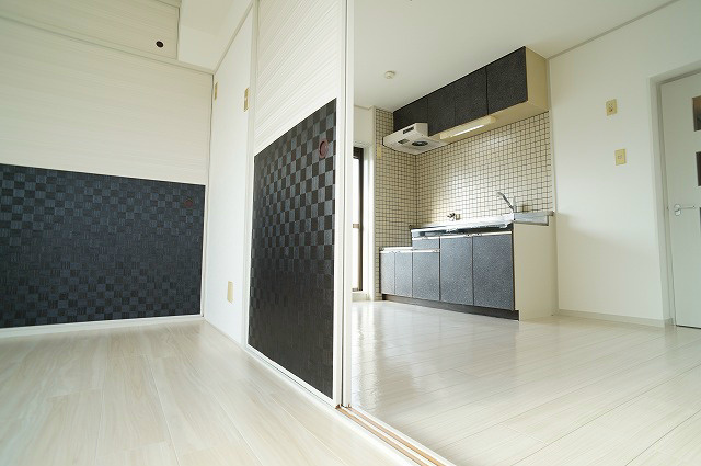 Living and room