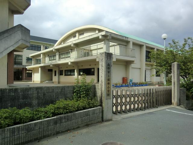 Primary school. Nantan City Sonobe to elementary school 1920m