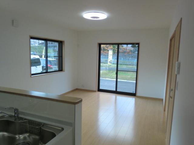 Same specifications photos (living). Example of construction