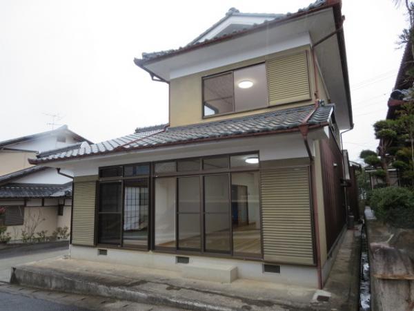 Local appearance photo