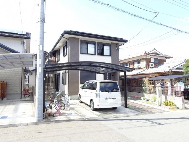 Local appearance photo