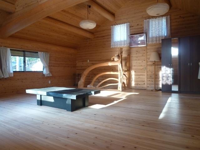 Non-living room. Second floor 22 Pledge