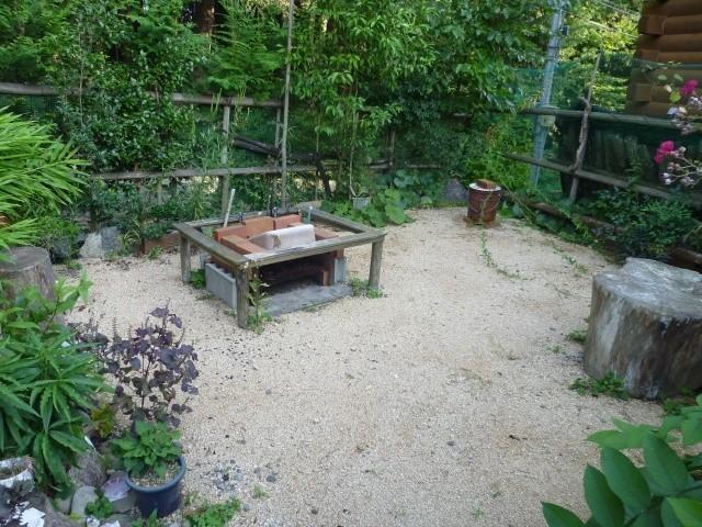 Local photos, including front road. BBQ table