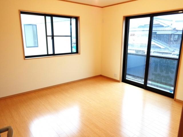 Non-living room. Second floor Western-style south 8 pledge