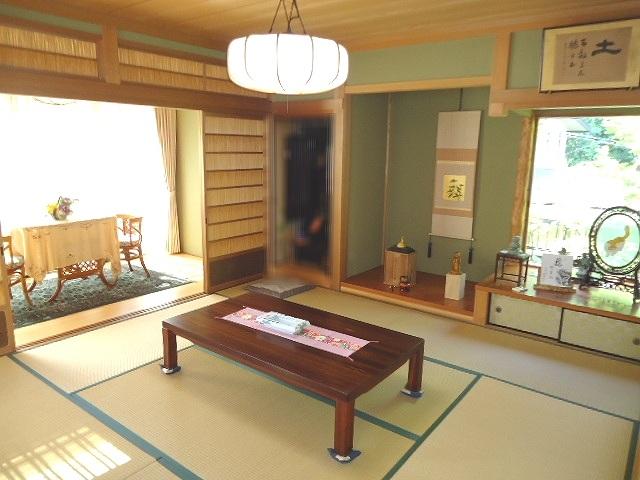 Non-living room. First floor Japanese-style room 8 quires