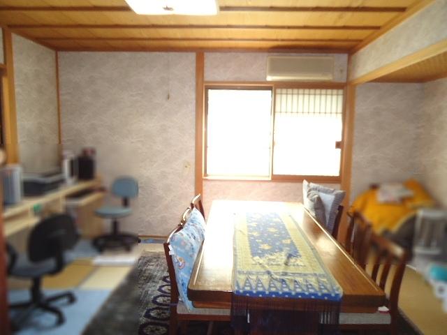 Non-living room. First floor Japanese-style room 10 quires