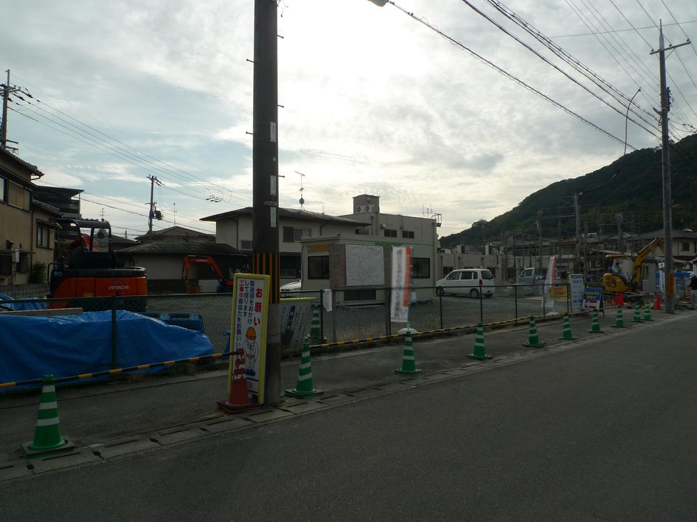 Local appearance photo. Local (11 May 2013) Shooting