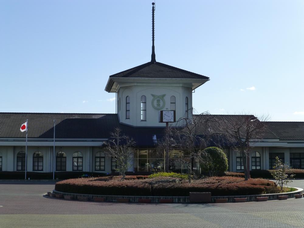 Primary school. Toko to elementary school 860m