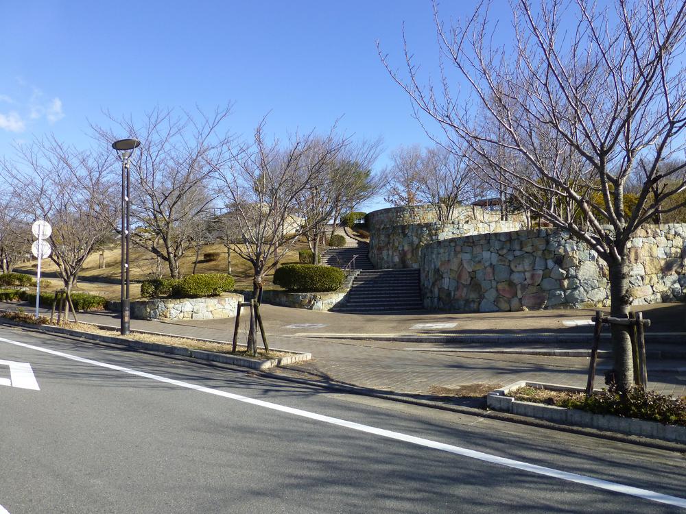 park. Such as local events such as the Summer Festival of 600m Hikaridai until Toritani park is the recreation office, which will be held! 