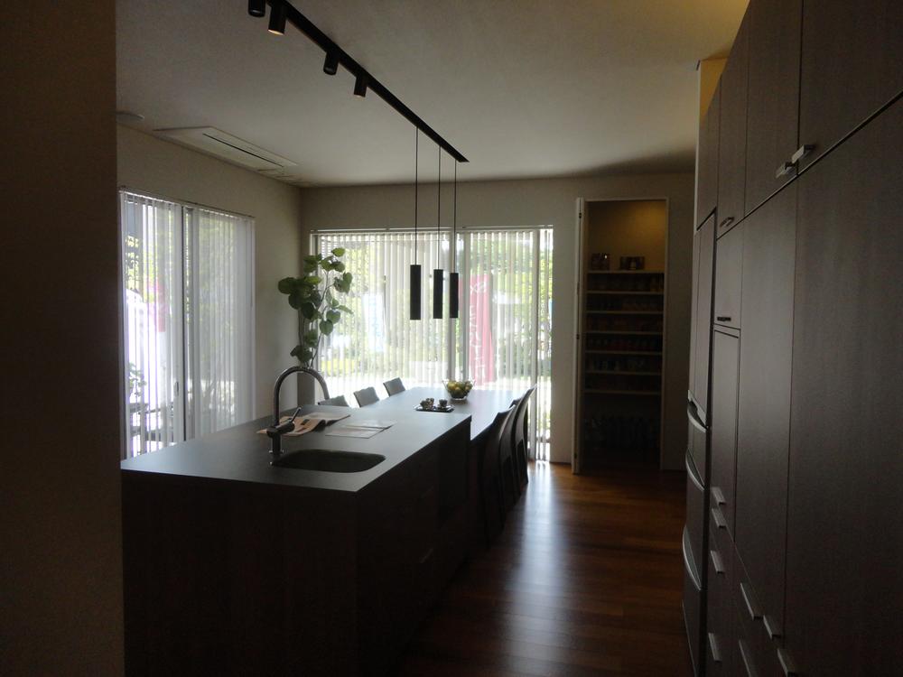 exhibition hall / Showroom. Tomigaoka exhibition hall