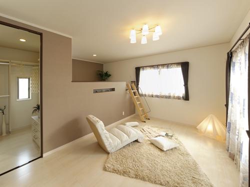 Model house photo. Master bedroom 