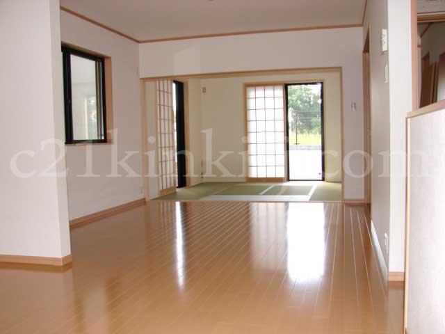 Living. Same specifications photos (living) 16 pledge by each item of land ~ Lineup until 21 Pledge! 