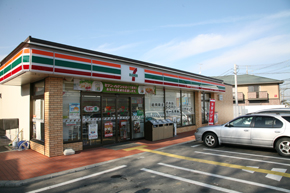 Other Environmental Photo. Go in the 560m walk 7 minutes until the Seven-Eleven Seika Ueda shop. It is convenient if a convenience store is nearby