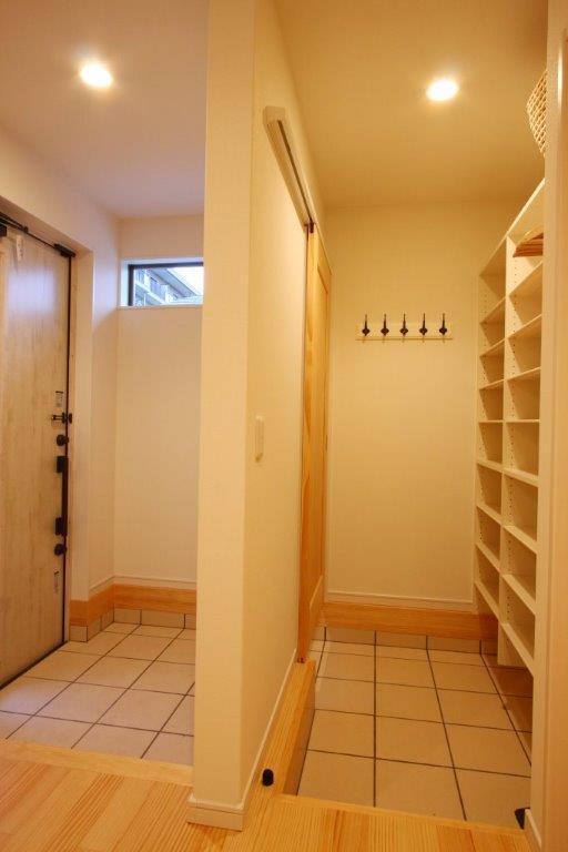 Receipt. We boast of golf back in addition to shoes closet shoes ・ Stroller is a neat storage can and popular, such as (model house)