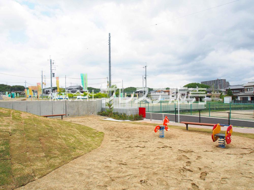 Other local. Local photo (park in the subdivision)