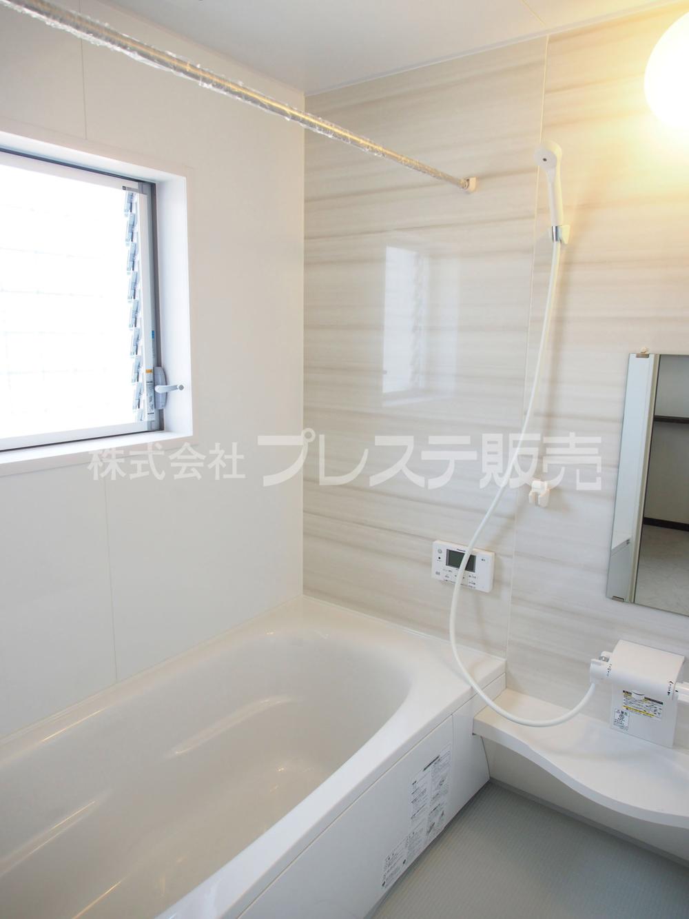 Bathroom. Local photo (No. 10 land bathroom) Standard equipped with a bathroom heating dryer! 