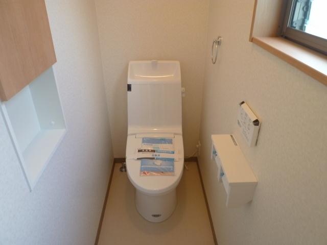 Same specifications photos (Other introspection). Same type other properties toilet