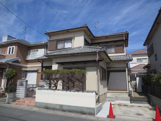 Local appearance photo. Day is good