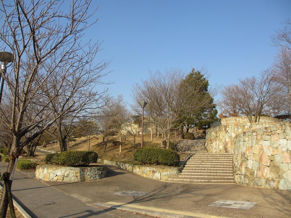 park. 190m to Toritani park