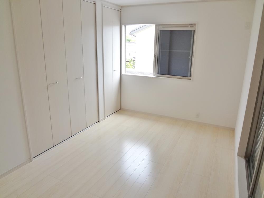 Non-living room. Second floor Western-style north 8 pledge