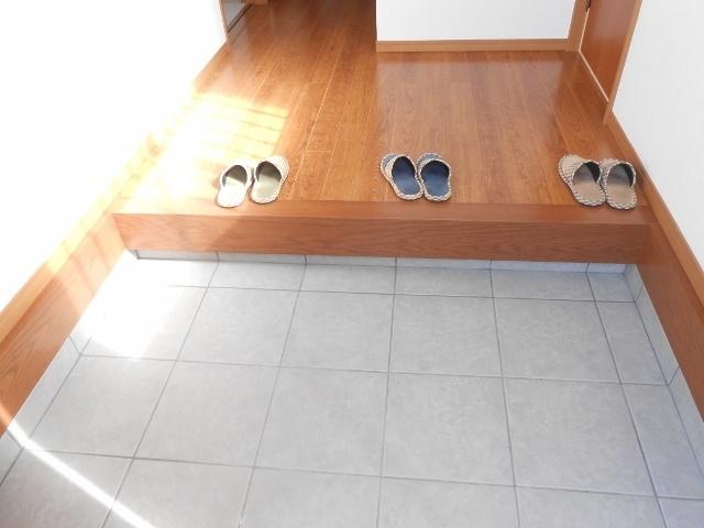 Same specifications photos (Other introspection). Entrance Same type other properties