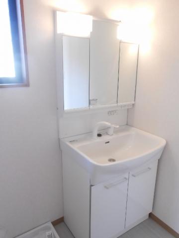 Same specifications photos (Other introspection). Wash Same type other properties