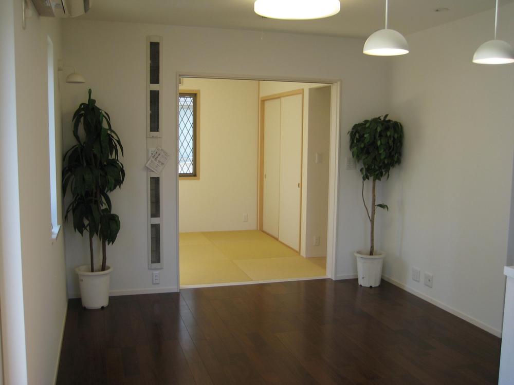 Living. Indoor (10 May 2013) Shooting