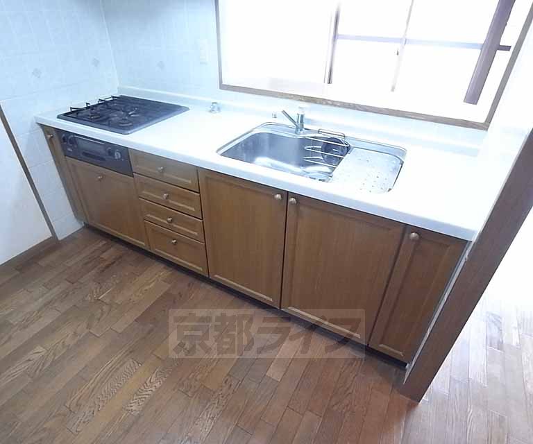 Kitchen. Easy-to-use system Kitchen.