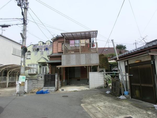 Local appearance photo. Local (May 2013) Shooting