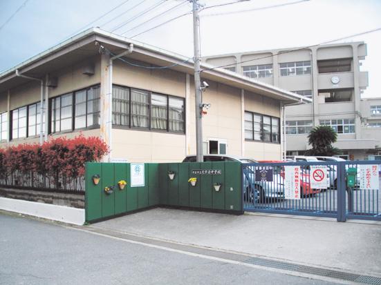 Junior high school. 1520m to the north Uji Junior High School