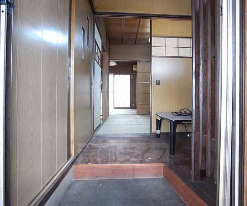 Entrance. Entrance is the scenery.