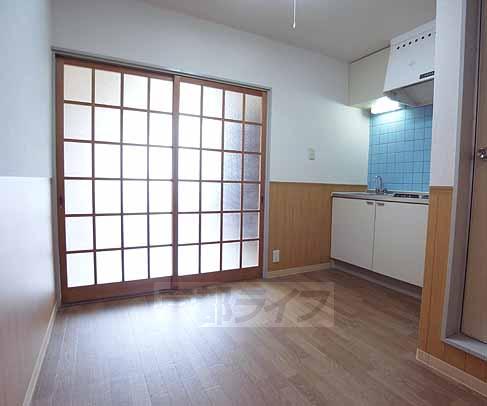 Living and room. Spacious dining kitchen.