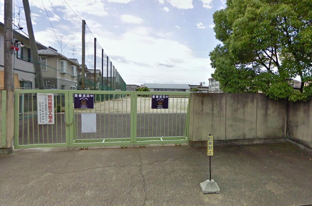 Primary school. 672m to the south Ogura Elementary School