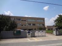 Primary school. Uji Tachiokaya to elementary school 136m