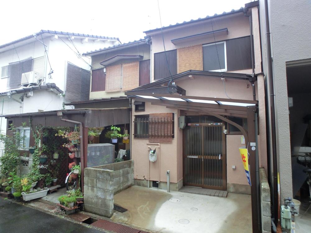 Local appearance photo. Local (May 2013) Shooting