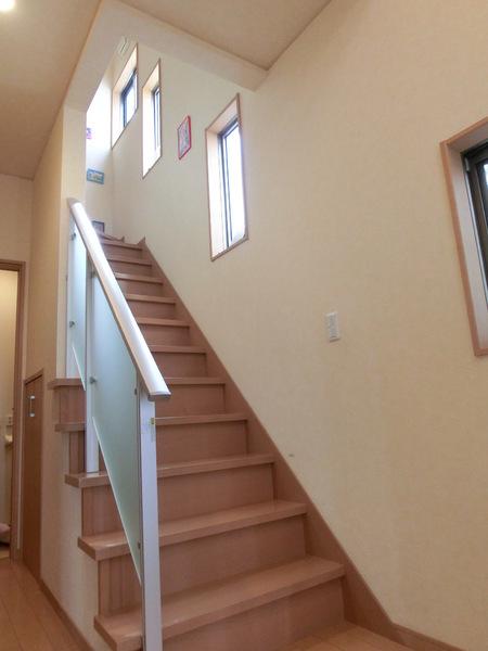 Other introspection. Indoor (March 2013) Shooting